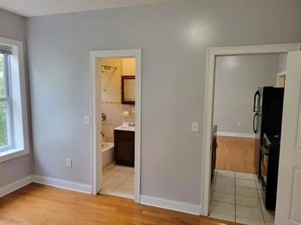 166 Summit Avenue image 37 of 40