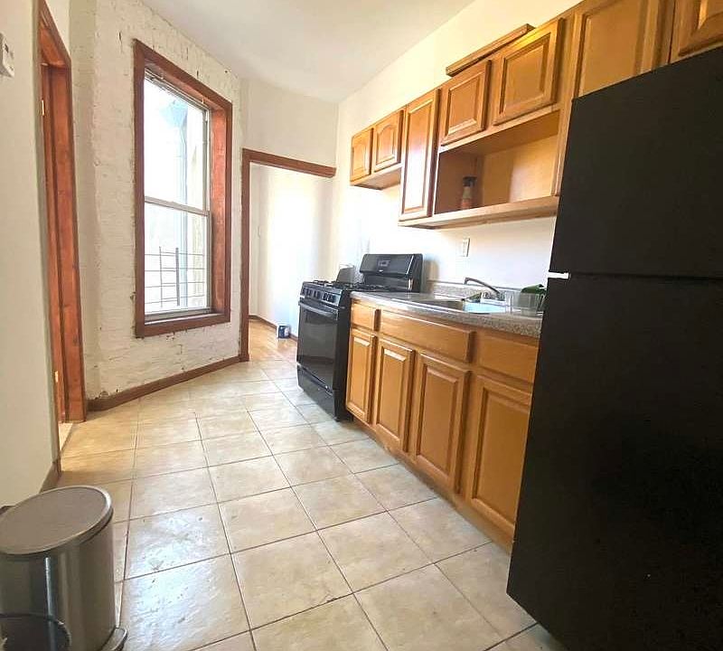 1st image of 191 Sumpter St APT 4R