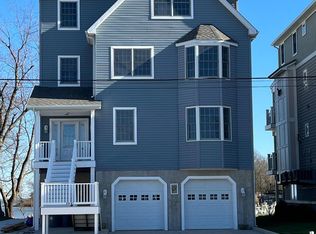 3941 New Section Rd, Middle River, MD 21220