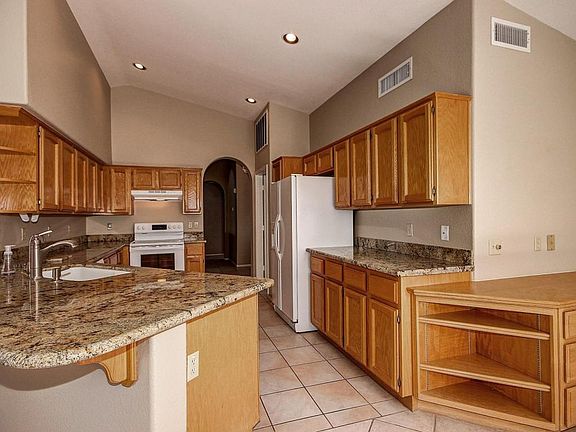 2nd image of 9513 E Arrowvale Dr
