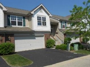 1160 N Oakwood Dr, Fox Lake, IL 60020