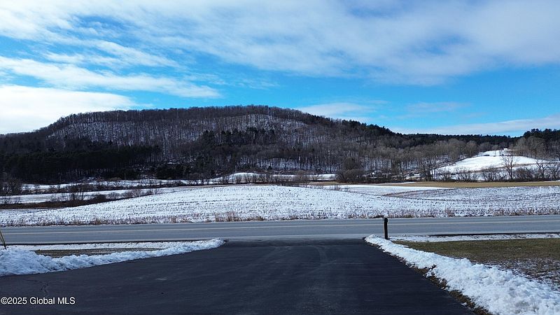 4th image of 588 County Route 30