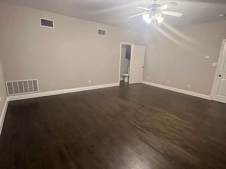 313 Timbercreek Ct — Photo 20