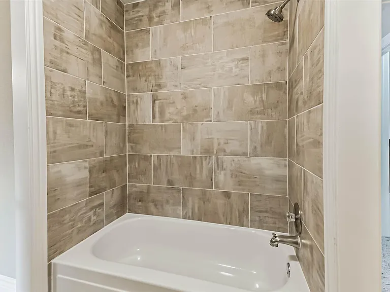 3911 Cherry Forest Dr — Photo 23