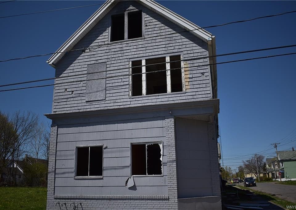 1st image of 74 Peck St