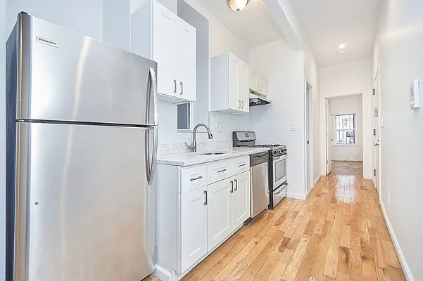 Rented by REAL New York | media 7
