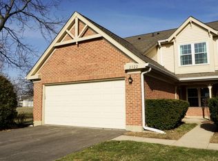 2322 Highland Ct, Schaumburg, IL 60194
