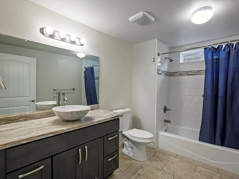 840 Linden Ave #2 — Photo 9