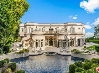 1091 Laurel Way, Beverly Hills, CA 90210