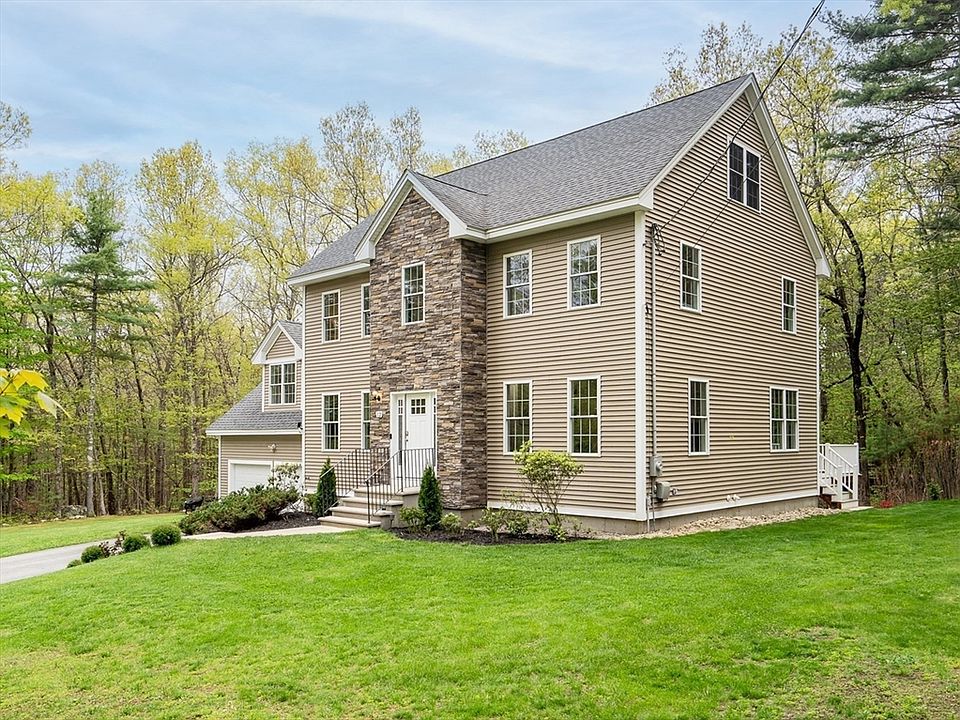 1st image of 12 Cowdry Hill Rd