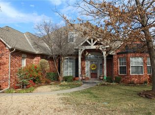 101 Lakeview Ct, Edmond, OK 73003