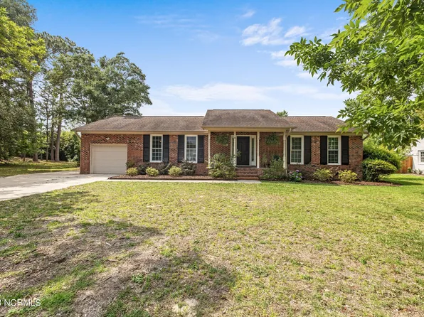 319 Sabra Drive, Wilmington, NC 28405