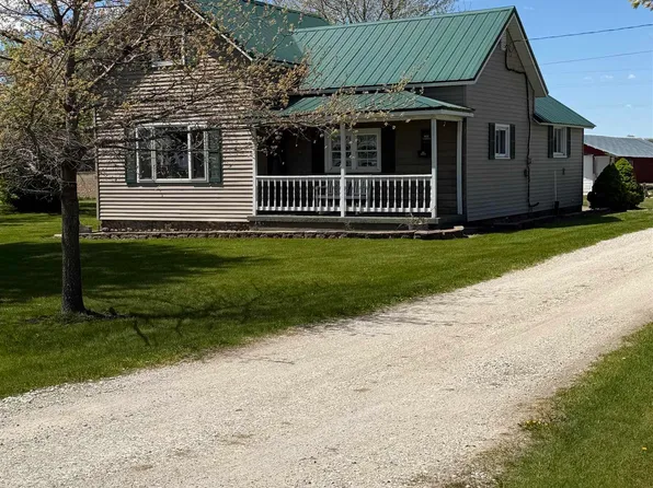 4135 N Barry Rd, Wheeler, MI 48662