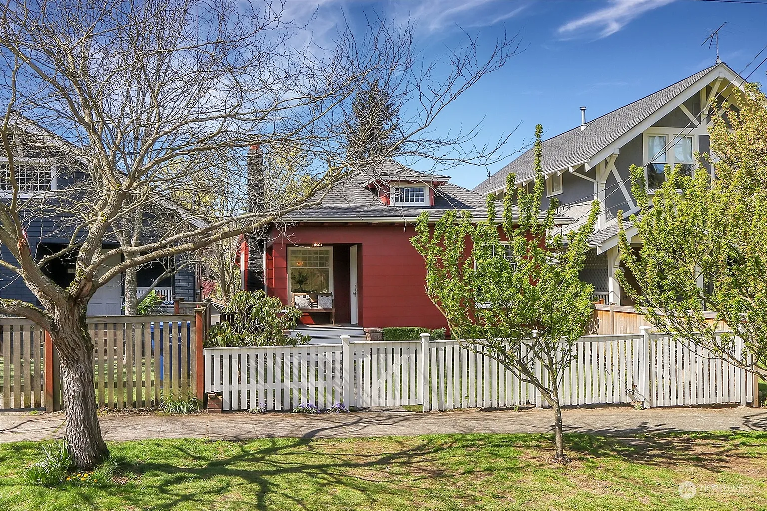 2519 2nd Avenue W photo 1