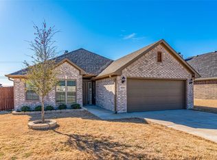 4004 Crown St, Sherman, TX 75092