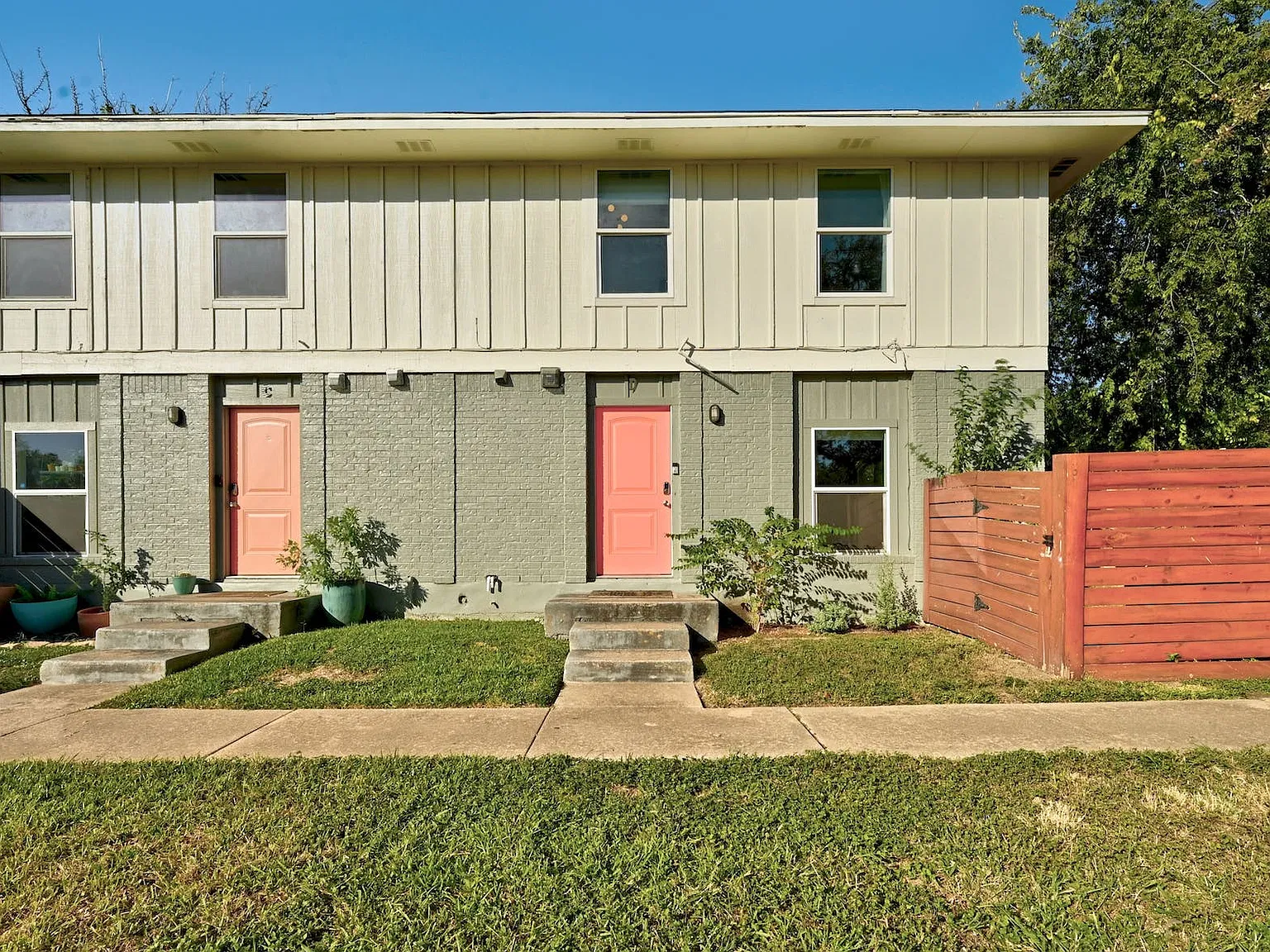 2 bed, 1.5 bath, 968 sqft, $2,195 — Photo 3