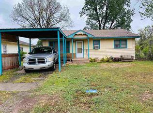 640 E Padon Ave, Blackwell, OK 74631
