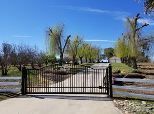 17018 Conejo Rd, Madera, CA 93636