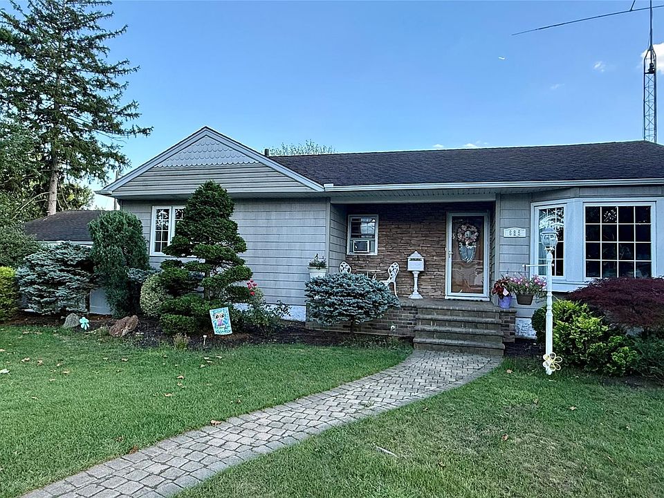 1st image of 685 Seabury Avenue
