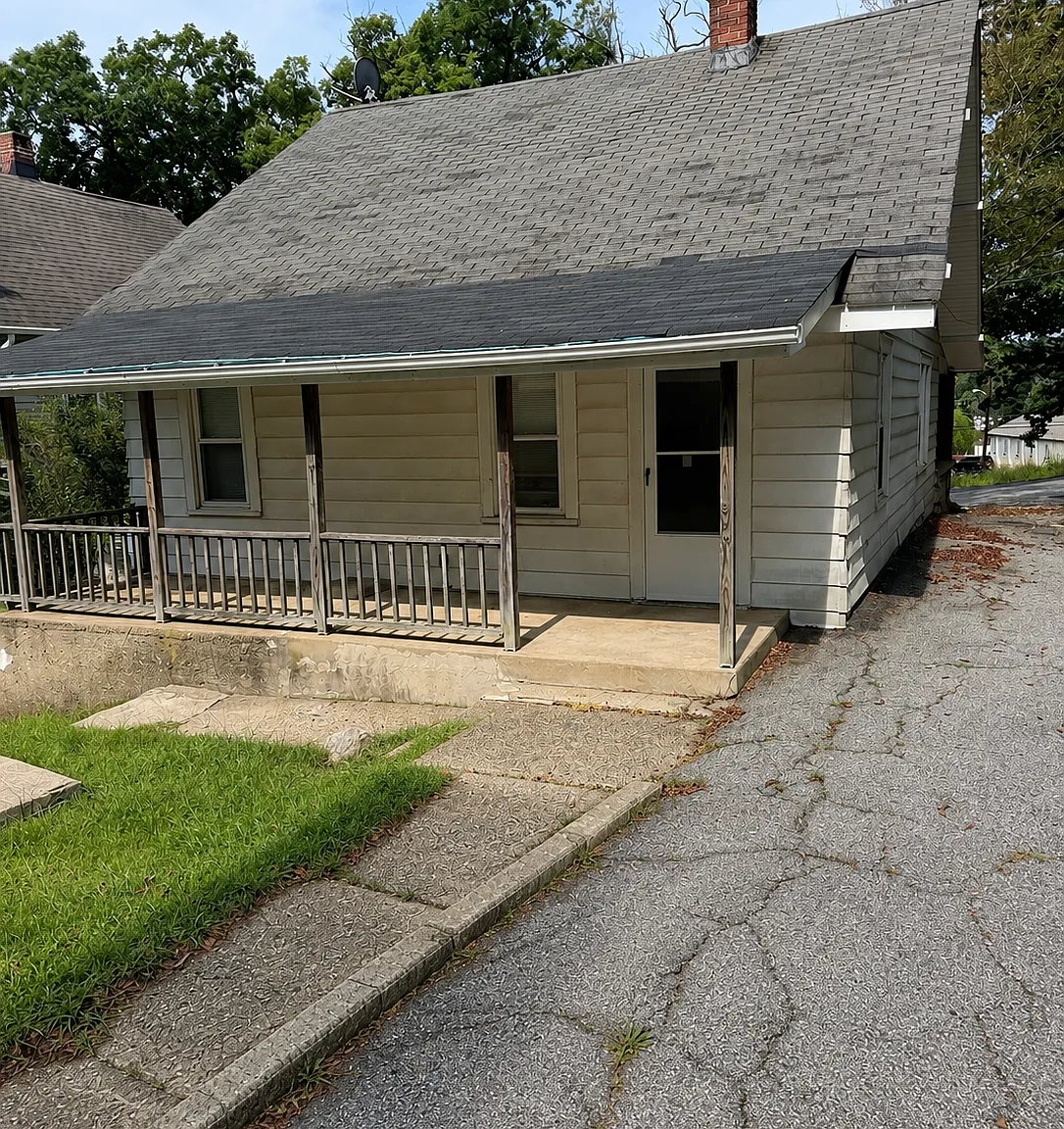 3 bed, 768 sqft, $2,925 — Photo 3