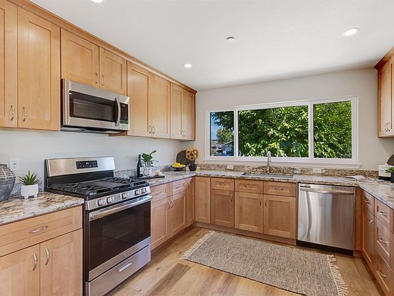 5th image of 6553 Jubilee Court