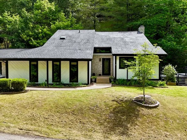 260 Sharon Hts, Forest Hills, KY 41527