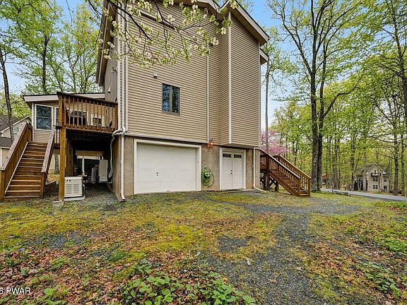 2nd image of 258 W Lakeview Rd