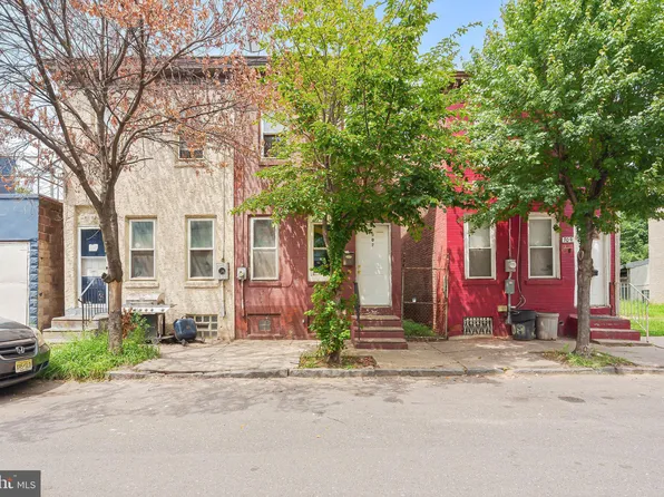 307 Sycamore St, Camden, NJ 08103
