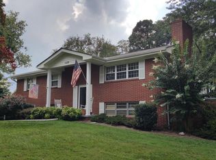 1129 Mabry Hood Rd, Knoxville, TN 37932