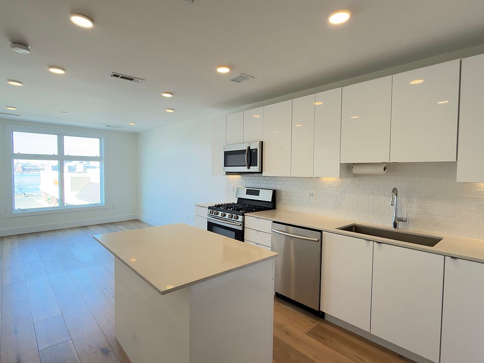 1st image of 250 Meridian St Unit 206