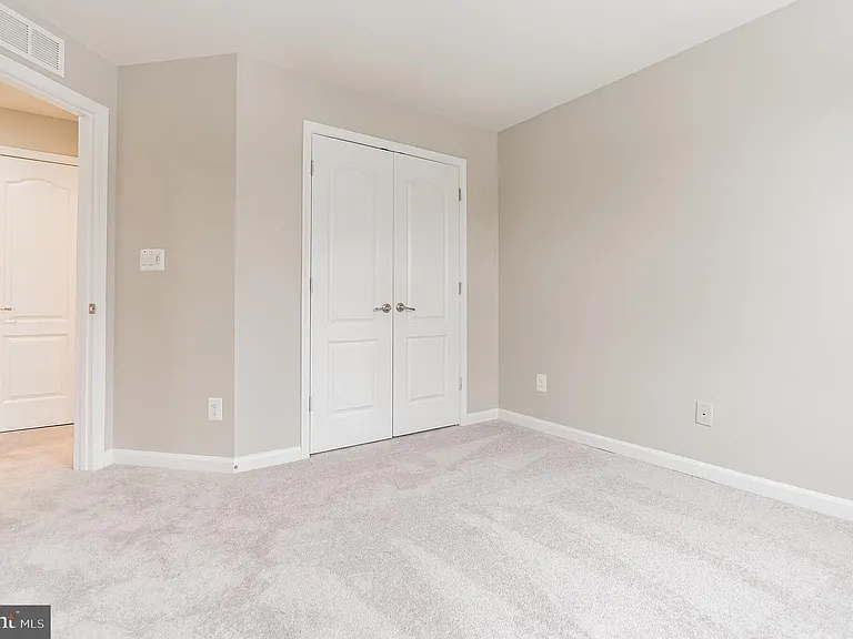 4884 Dane Ridge Cir — Photo 7
