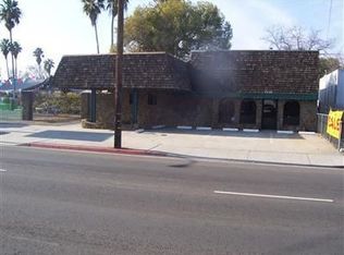 1435 N Blackstone Ave, Fresno, CA 93703