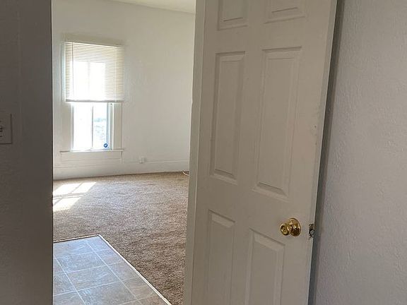 5th image of 510 B St