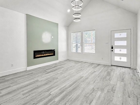 5th image of 3104 Delafield Ln