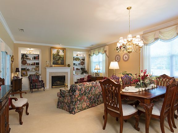 3rd image of 12526 Nursery Ln