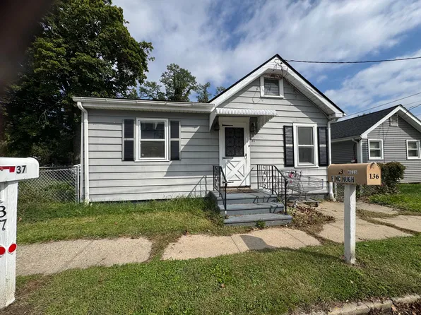 136 Miles Ave, Hamilton, NJ 08610