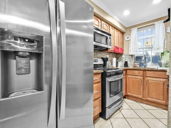 1623 George Street image 7 of 25