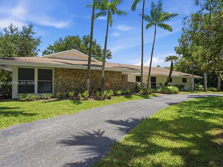12365 SW 60th Ct — Photo 4