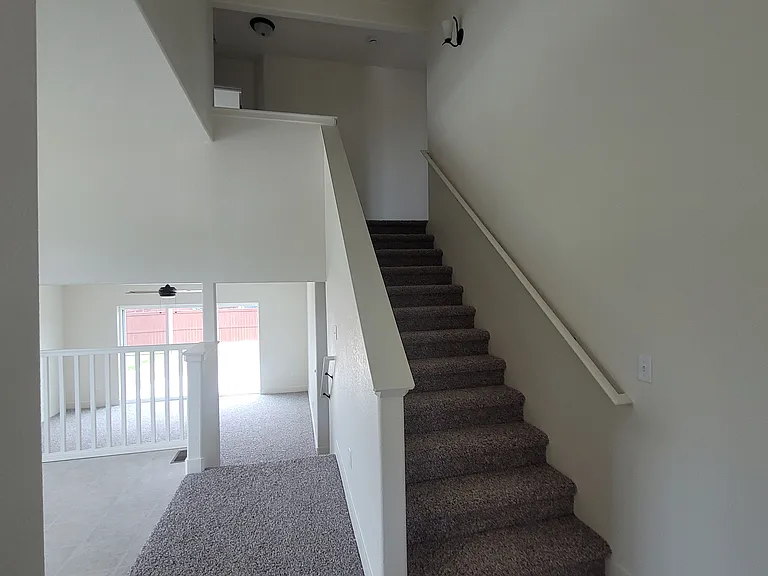 438 Halcyon Way — Photo 5