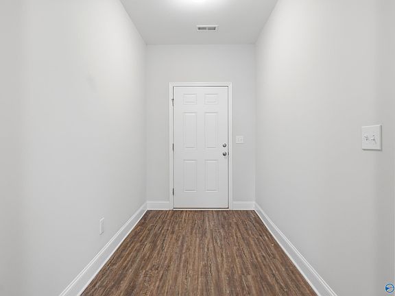 4th image of 29540 Canoe Cir NW