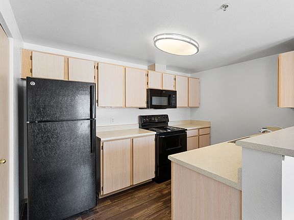 5th image of 12724 104th Avenue Ct E APT E201