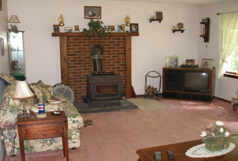 5th image of 56 HOLMES Road