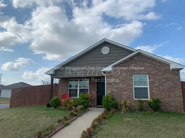 4408 SW Gallatine Ave, Bentonville, AR 72712