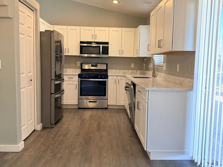 8406 E Sommer Dr — Photo 6