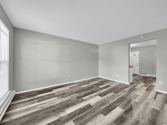 4th image of 1338 Drewry St