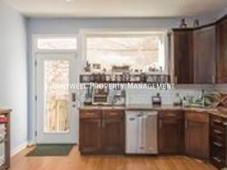 1024 N Orianna St — Photo 8