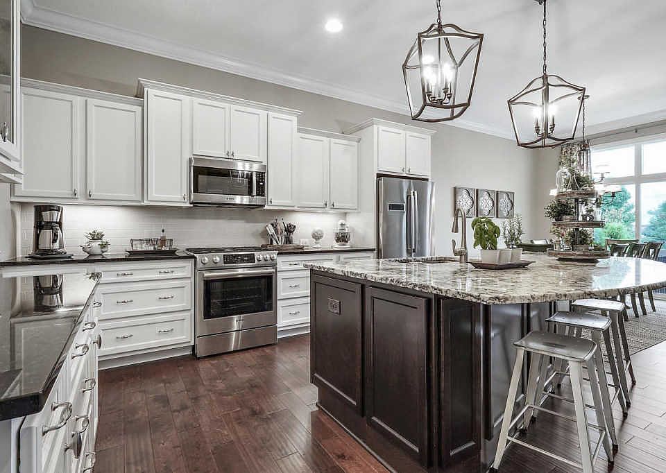 1st image of 93 Tinley Park Cir
