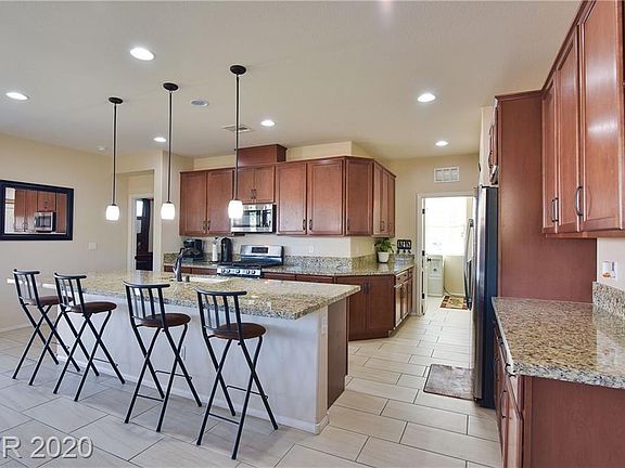 3rd image of 6620 Towerstone St