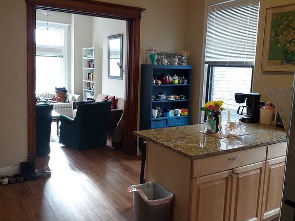 2nd image of 2436 N Maplewood Ave #F