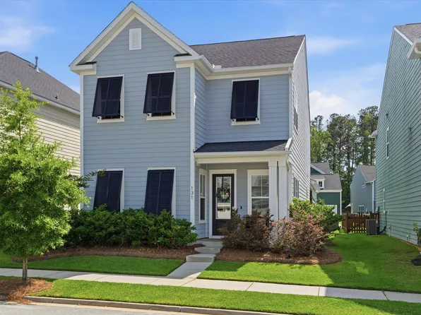 131 Trumpet Vine Dr, Summerville, SC 29483